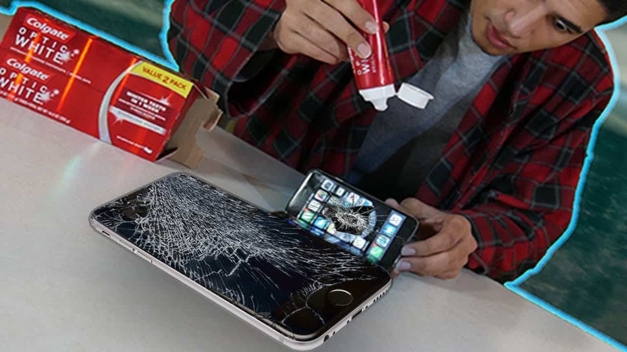 Fix cracked phone screen with toothpaste