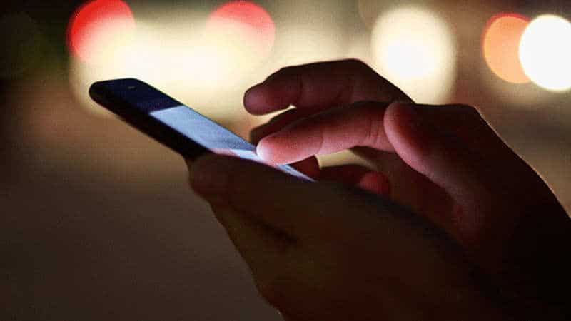 Speed up internet connection on iPhone