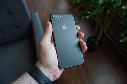 black iphone