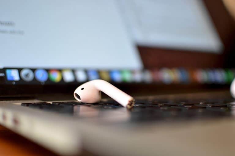 How To Factory Reset Airpods? Read And Learn. 3 Procedure To Reset The Airpods
