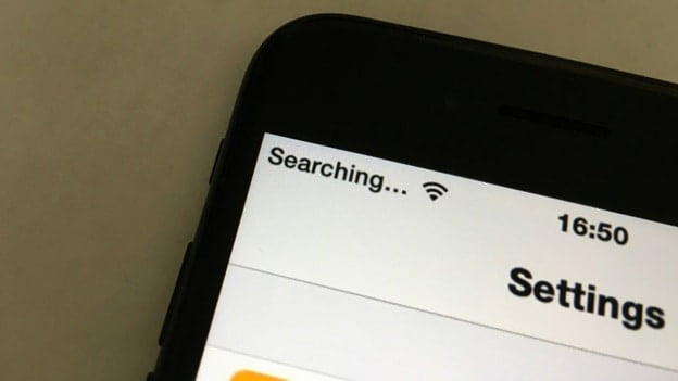 iPhone says searching