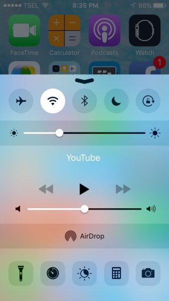 iPhone Not Connecting To WiFi? Here's A Quick Resolution! 4 Restarting your WiFi